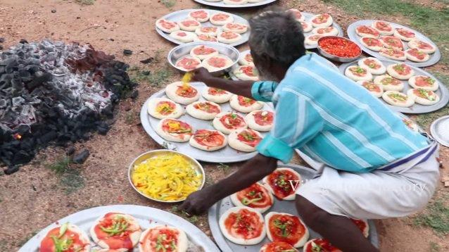 Ông già mang cả 100 đùi gà ra giữa vườn chiên xù hút 15 triệu view-2