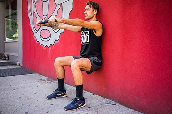 Không cần cầu kì, chỉ cần các bài tập với khăn là bạn có thể dễ dàng giữ được vóc dáng-5