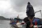 Người hùng lao ra biển cứu hơn 200 ngư dân bị lật bè trong bão số 12