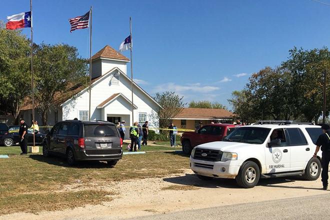 Xả súng tại nhà thờ ở Texas, ít nhất 25 người chết-1