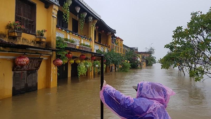 Lũ quét sau bão: Hình ảnh của cơn lũ lịch sử 20 năm trước-8