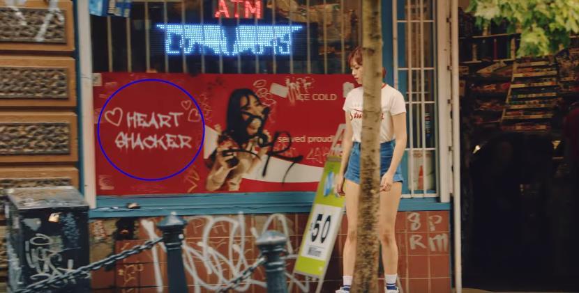 Fan phát hiện trứng phục sinh trong MV mới của TWICE-1