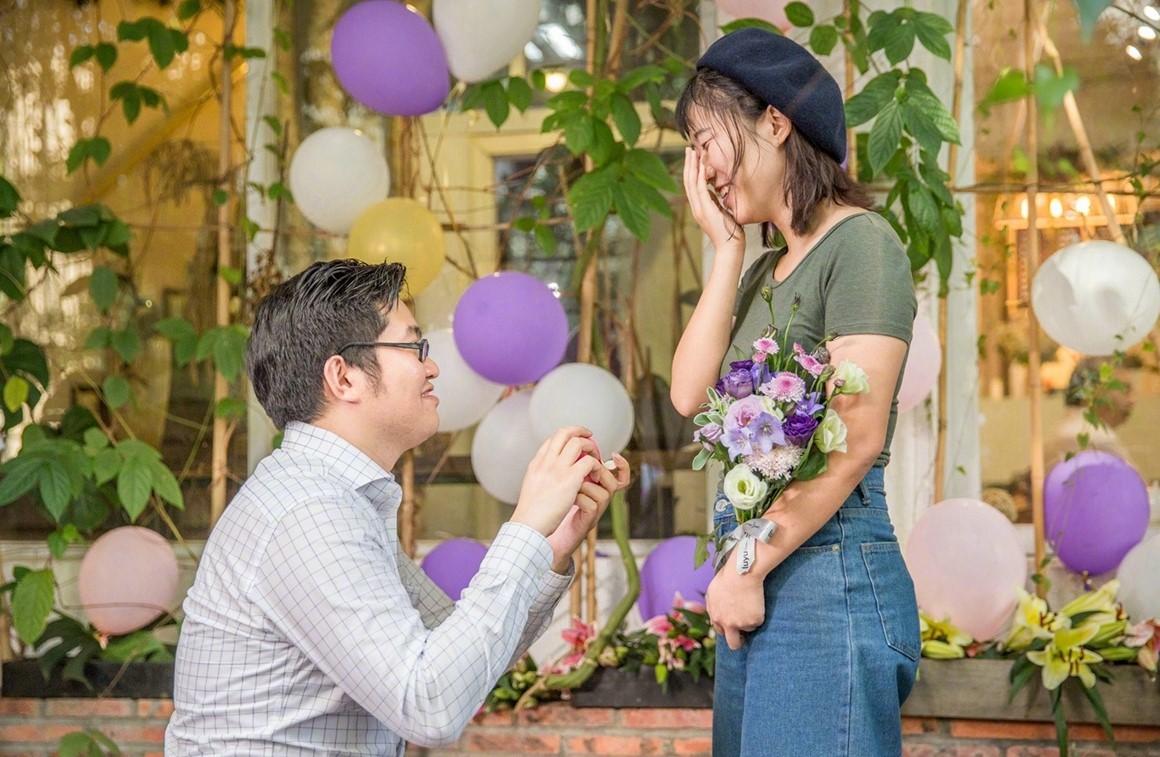 Cầu hôn bạn gái bằng 25 chiếc iPhone X và cái kết tất nhiên là mỹ mãn-1