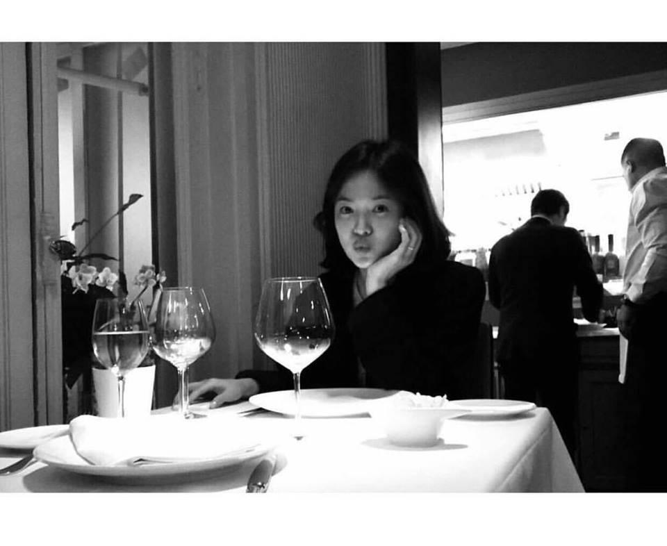 Mốt quần ống loe chiếm cảm tình của dàn mỹ nhân Hàn suốt tuần qua-5