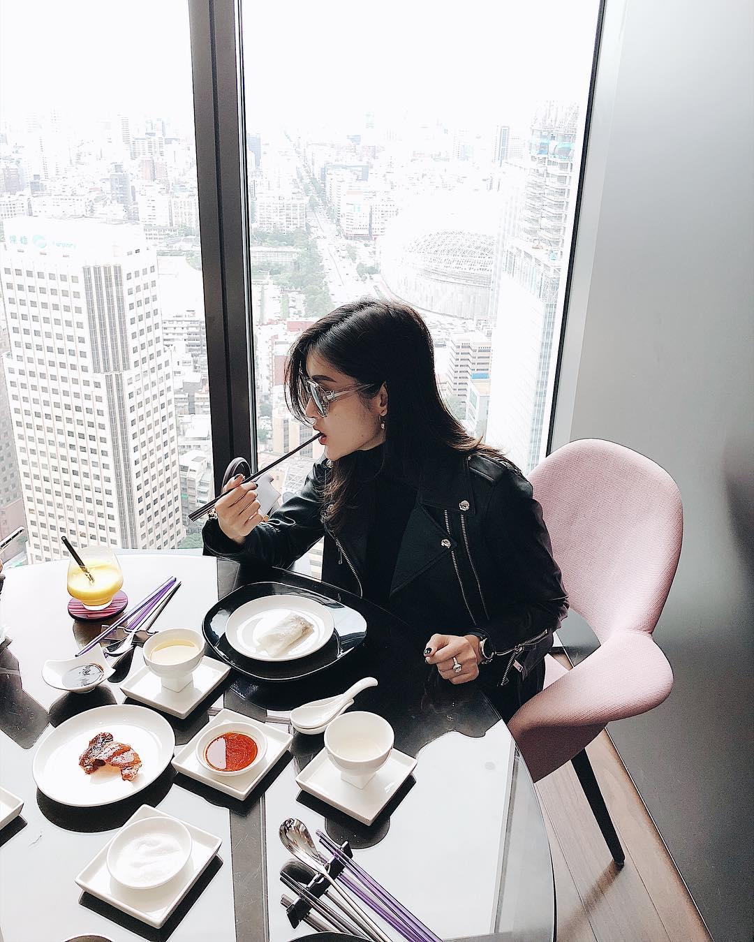 Tin sao Việt 6/11: Bà xã Bình Minh tiết lộ từng có ý định bóp cổ chồng-4