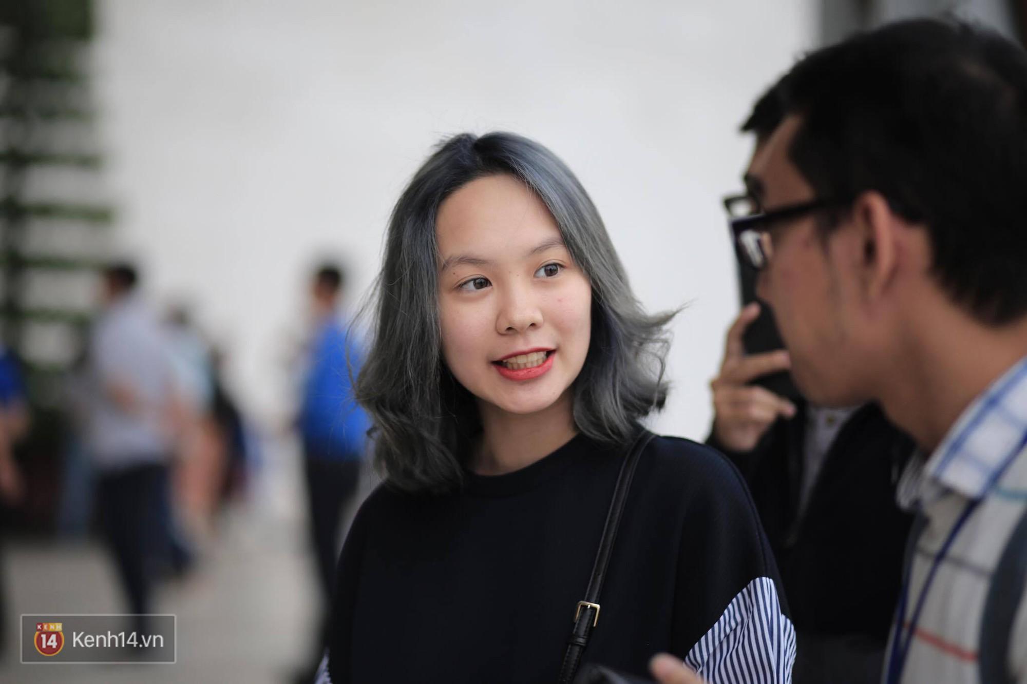 Hàng ngàn bạn trẻ xếp hàng từ sớm chờ buổi trò chuyện với tỷ phú Jack Ma tại Hà Nội-3