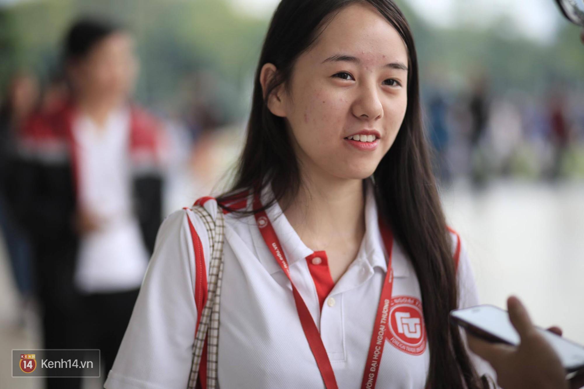 Hàng ngàn bạn trẻ xếp hàng từ sớm chờ buổi trò chuyện với tỷ phú Jack Ma tại Hà Nội-2