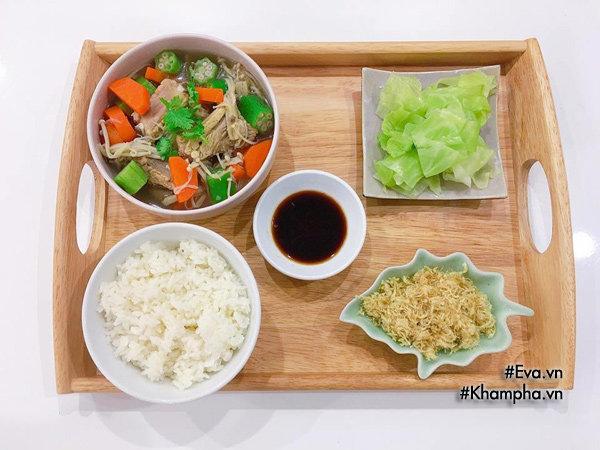 Chị gái nhà người ta trổ tài nấu cơm cữ cho em song sinh khiến dân mạng ghen đỏ mắt-2