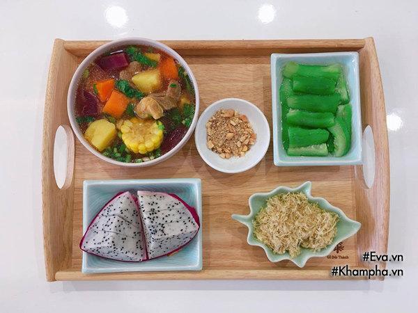 Chị gái nhà người ta trổ tài nấu cơm cữ cho em song sinh khiến dân mạng ghen đỏ mắt-4