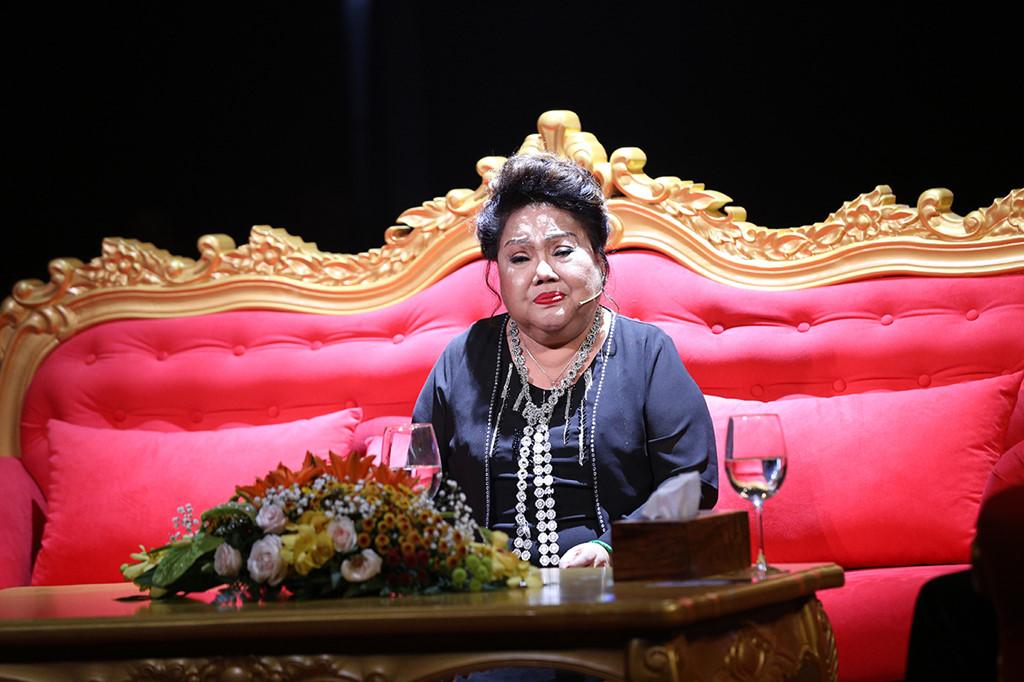 Bị Trấn Thành dỏm lừa thẻ điện thoại tới 4 lần, nghệ sĩ Ngọc Giàu suýt từ mặt nam MC-2