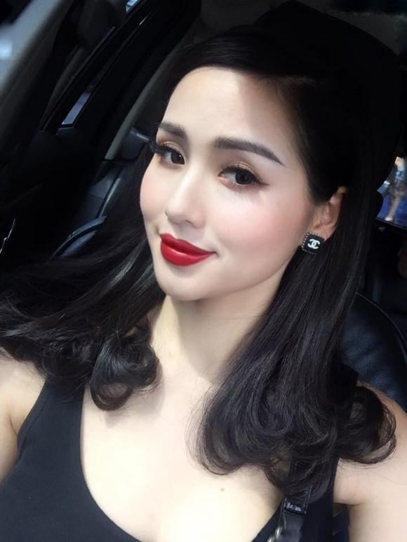 Hot girl - hot boy Việt 7/11: Tâm Tít khéo khoe nhan sắc gái 2 con trông mòn con mắt-4