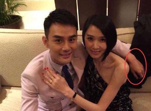 Phát hiện thích thú về những bàn tay lịch thiệp của loạt sao nam Hoa ngữ-1