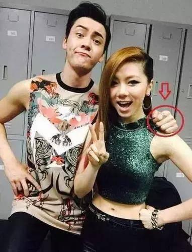 Phát hiện thích thú về những bàn tay lịch thiệp của loạt sao nam Hoa ngữ-5