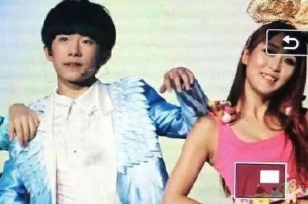 Phát hiện thích thú về những bàn tay lịch thiệp của loạt sao nam Hoa ngữ-11