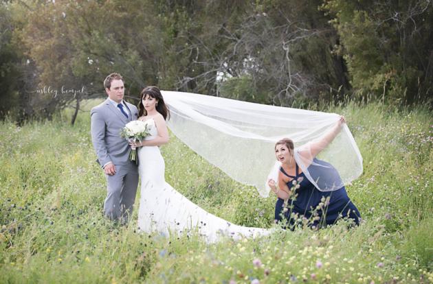 Mang theo cô bạn thân lầy lội đi chụp ảnh cưới, cặp đôi có những bức ảnh gây bão mạng xã hội-1