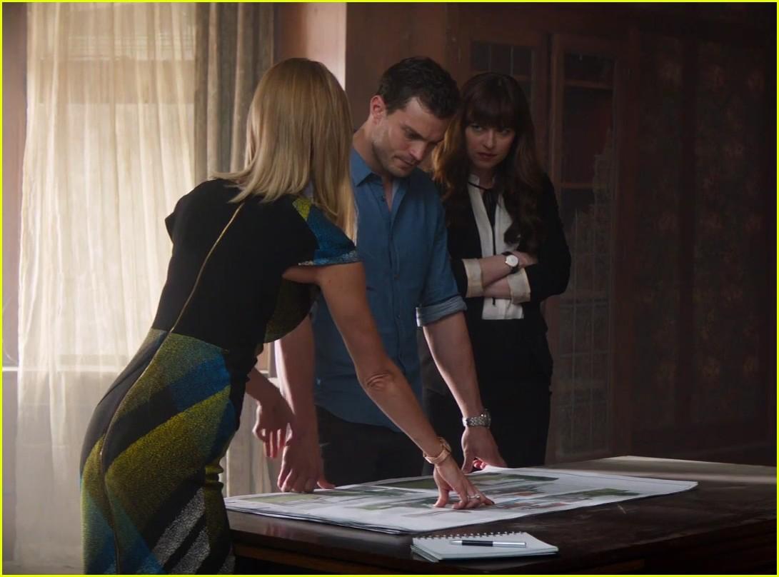 Cư dân mạng phát sốt với loạt cảnh nóng trong phần cuối 50 sắc thái-5