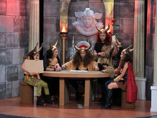 Tiểu phẩm triệu view: Hoài Linh đau đầu truy tìm thủ lĩnh kế nhiệm