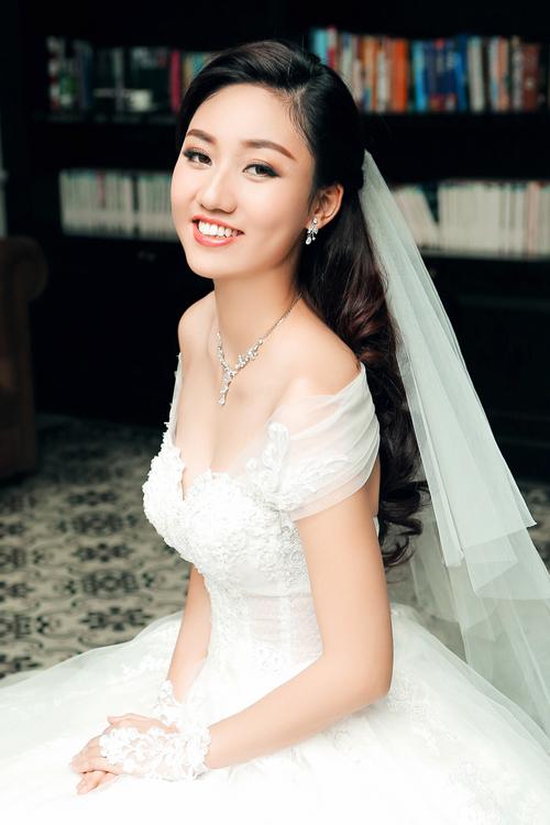 Nhìn lại nhan sắc Top 3 Hoa hậu Hoàn vũ Việt Nam qua 2 mùa tổ chức và sự trùng hợp ít ai ngờ-8