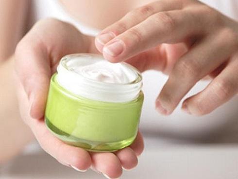 Nguy cơ ung thư da vì 'tắm trắng siêu tốc'