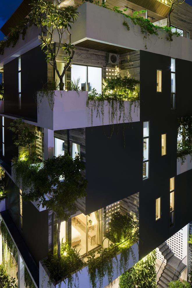 Khách sạn vườn treo độc nhất vô nhị ở Đà Nẵng khiến ai đi qua cũng không thể rời mắt-3