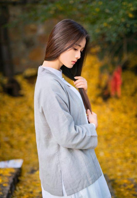 Lòng tham của cô gái đặt lên bàn cân đắn đo lựa chọn yêu chàng trai trong tay hay người từng không với tới-2