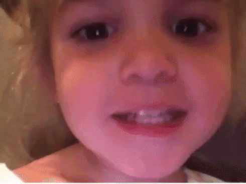 Siêu đáng yêu với cover Em gái mưa phiên bản tình bạn nhí-2