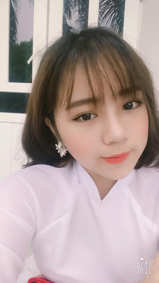 Không chỉ xinh đẹp, hot girl ngủ gật còn sở hữu giọng hát ngây ngất người nghe-2