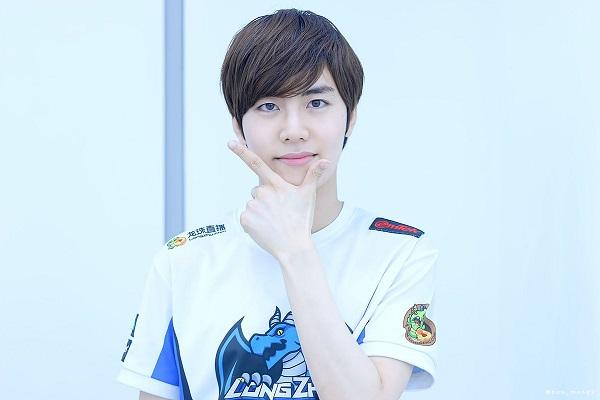 Đây chính là chàng trai khiến mọi trận đấu Liên minh huyền thoại đều hot-5