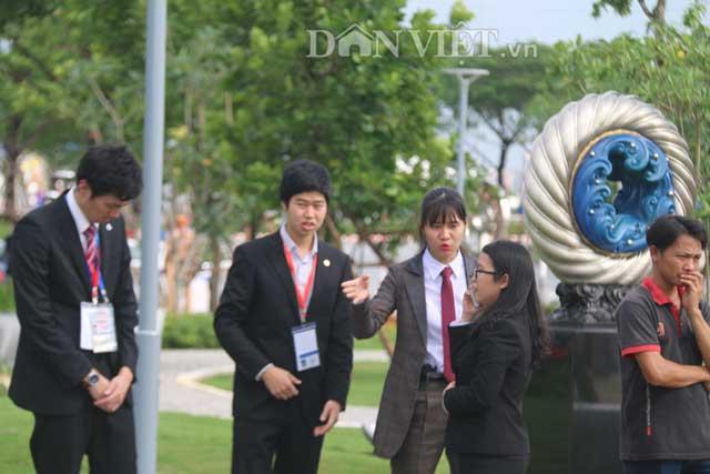 Nữ đặc vụ xinh đẹp của Việt Nam làm lá chắn sống tại APEC-4