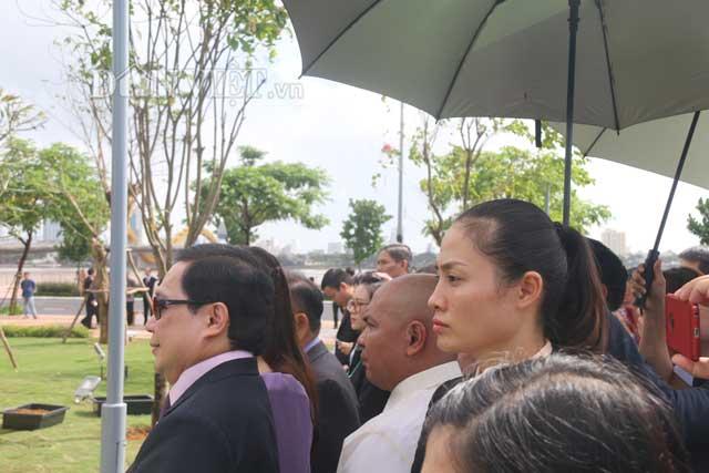 Nữ đặc vụ xinh đẹp của Việt Nam làm lá chắn sống tại APEC-6