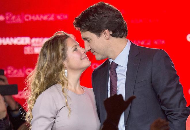 Lời tỏ tình lịm tim và 12 năm hôn nhân trên cả mật ngọt của Thủ tướng Canada đẹp trai như tài tử-2