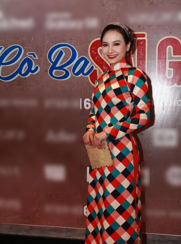 Dàn mỹ nhân Việt rực rỡ với áo dài họa tiết tham dự ra mắt phim Cô Ba Sài Gòn-8