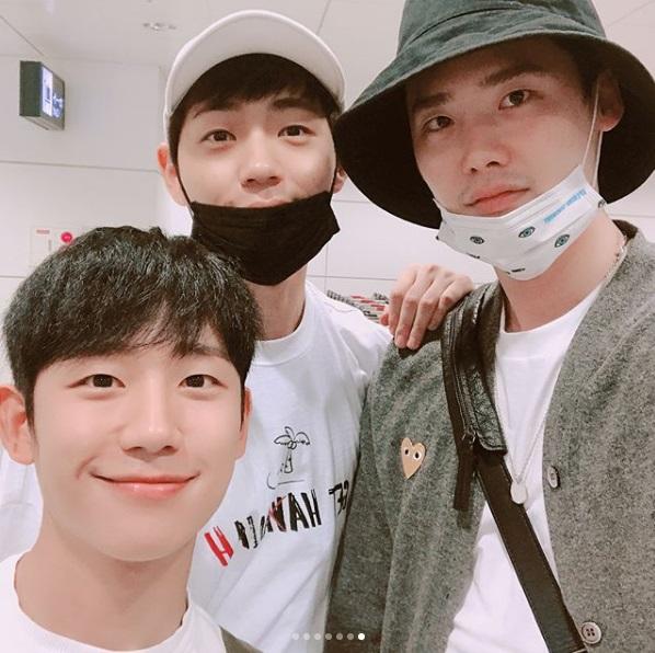 Khi nàng say giấc: Quên Suzy đi, Lee Jong Suk và Jung Hae In mới là cặp đôi được yêu mến nhất-4