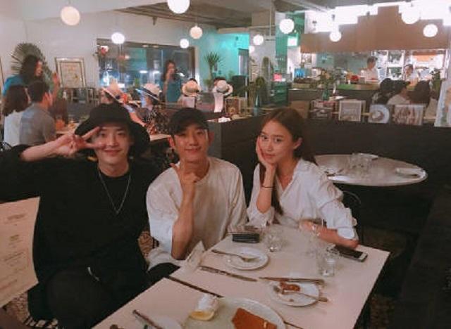 Khi nàng say giấc: Quên Suzy đi, Lee Jong Suk và Jung Hae In mới là cặp đôi được yêu mến nhất-9