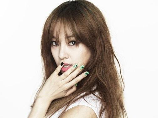 Sao Hàn 11/11: Song Hye Kyo khoe ảnh kỷ niệm tình bạn 20 năm với Ock Joo Hyun-9