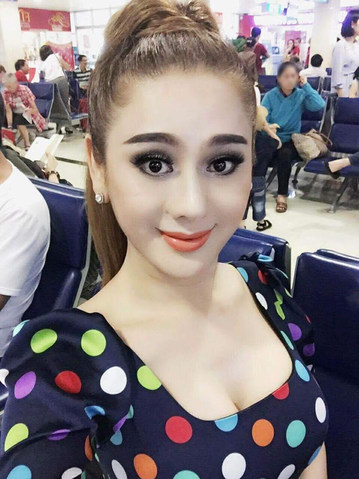 Tin sao Việt 10/11: Lâm Khánh Chi trước thời khắc mặc váy cô dâu vào thánh đường-1