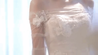 Clip: Mix&match 9 kiểu váy cưới siêu độc đáo chỉ từ một chiếc váy-3