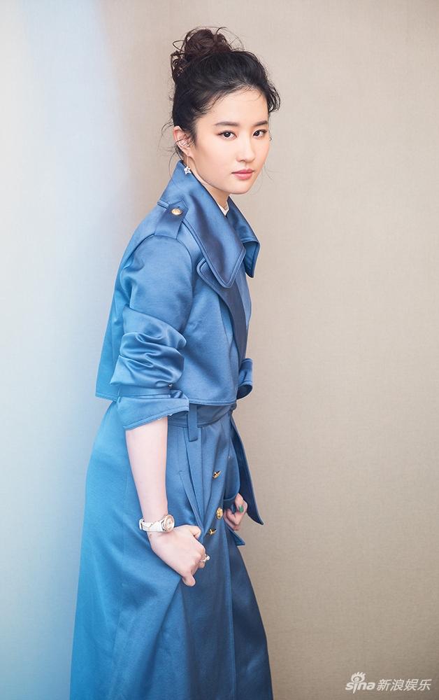 Sau nhiều lần nhan sắc lên xuống thất thường, Lưu Diệc Phi đã lại xinh đẹp như xưa-3