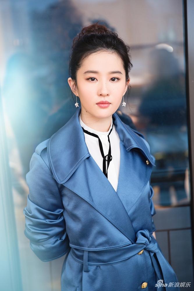 Sau nhiều lần nhan sắc lên xuống thất thường, Lưu Diệc Phi đã lại xinh đẹp như xưa-4