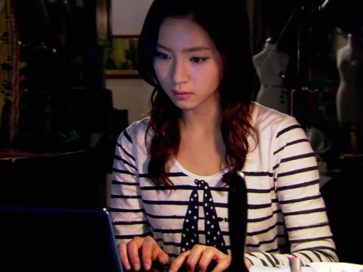 Cô gái Việt được chàng giám đốc Singapore cầu hôn bằng... nhẫn nhựa, cưới về chiều như công chúa-14