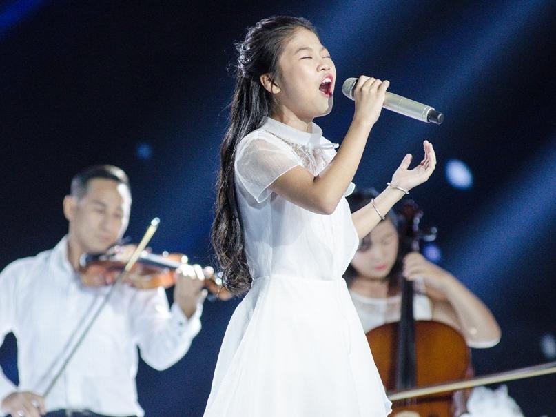 Màn hát live trong phòng tập của Hương Tràm được khán giả khen ngợi-2