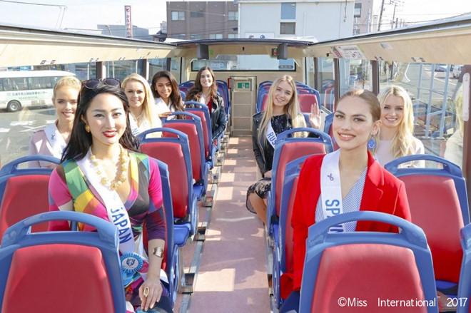 Thùy Dung bị đánh bật khỏi top 15 dự đoán Hoa hậu Quốc tế-2