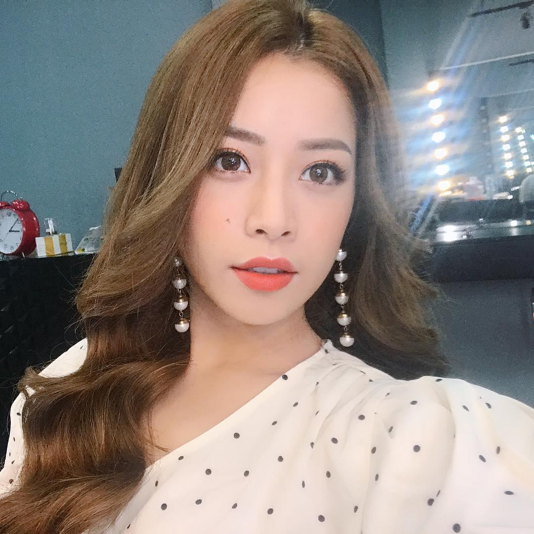 Tin sao Việt 12/11: Chết cười khi xem Trấn Thành chọn váy cho Hari Won-1