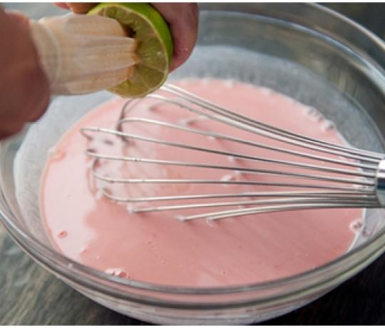 Cách làm kem dưa hấu chanh tươi mát lạnh ngày hè-2