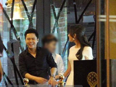 Khám phá gu thời trang bánh bèo mà không sến súa của tình mới thiếu gia Phan Thành-12