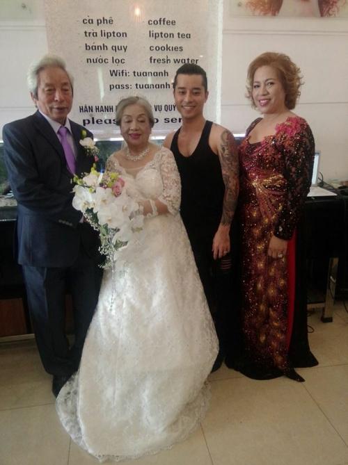 Đám cưới ông bà anh: Cặp vợ chồng già 80 tuổi tổ chức tiệc linh đình gây bão mạng-2