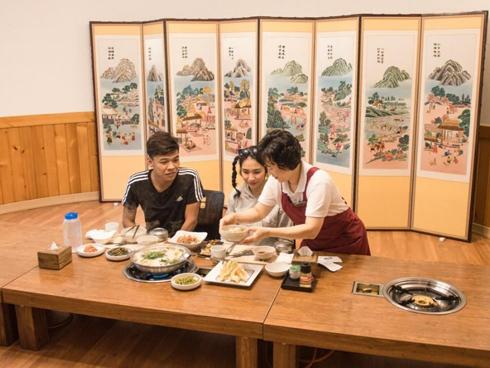 Một JeJu đầy bất ngờ trong hành trình của 4 sao Việt