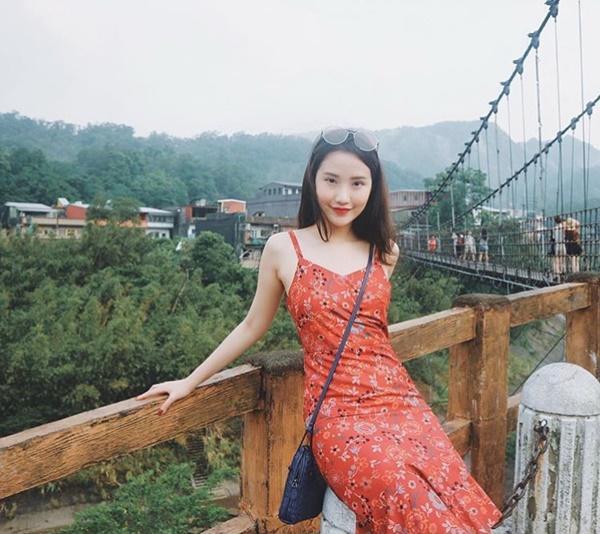 Khám phá gu thời trang bánh bèo mà không sến súa của tình mới thiếu gia Phan Thành-3