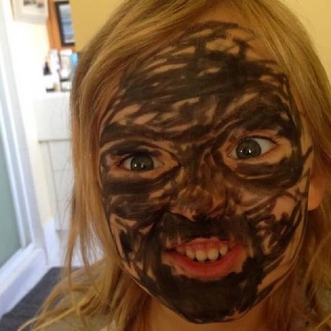 16 khoảnh khắc cười ra nước mắt với trò nghịch ngợm tinh quái của trẻ con-4