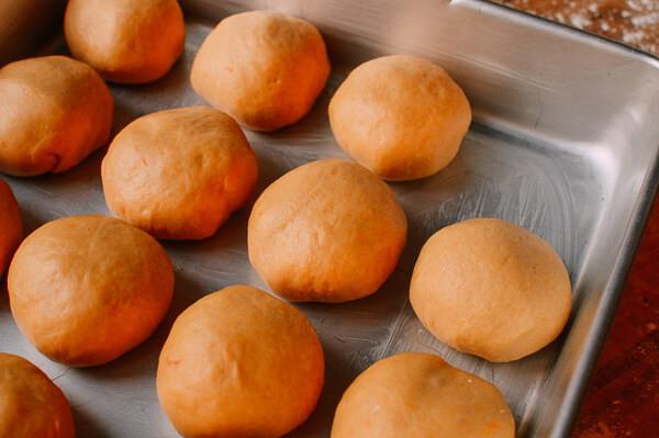 Bánh mì bí đỏ thơm ngon, hấp dẫn cho bữa sáng-4